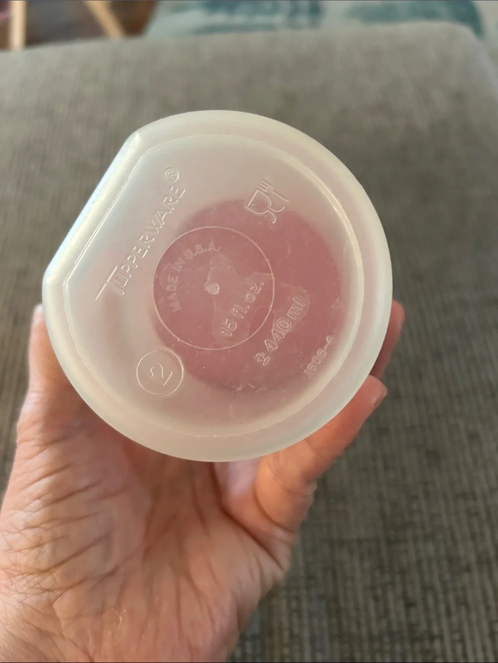 Tupperware round container 2 orangey lid 4” tall